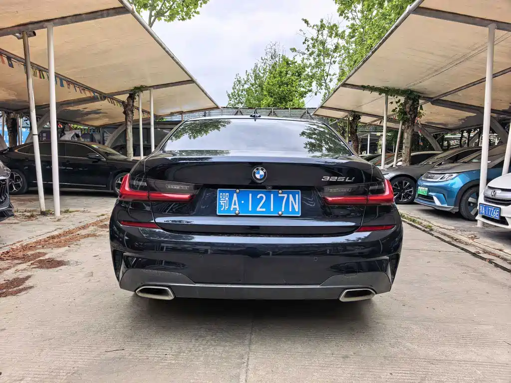 BMW 3 Series 2021