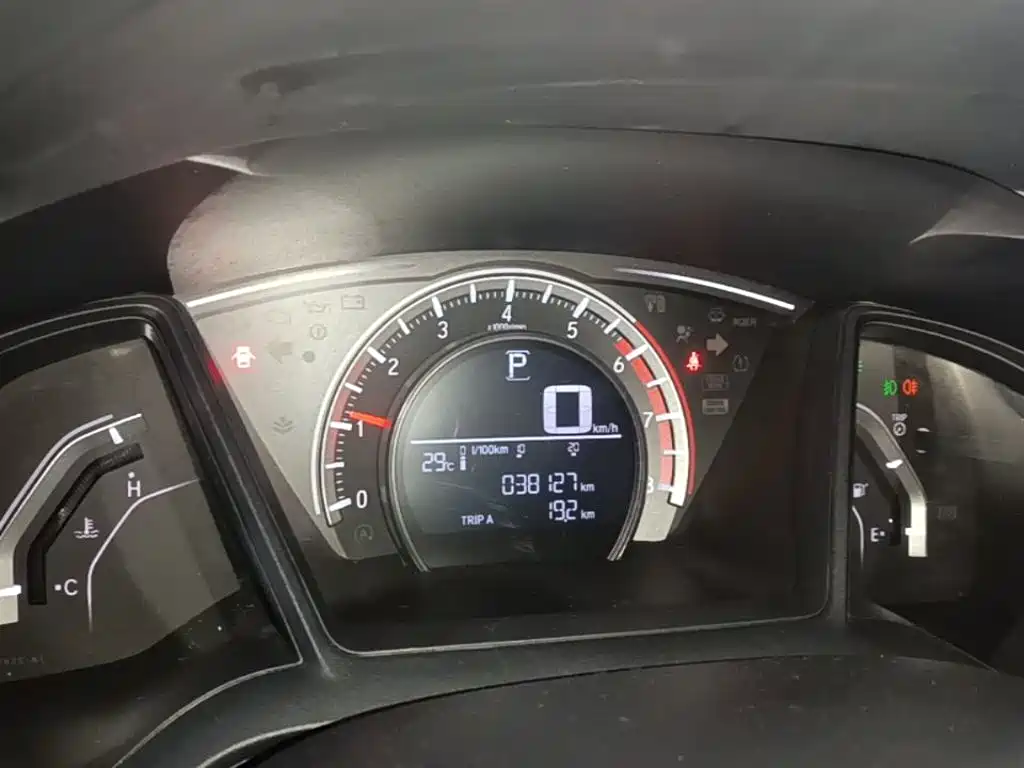 Honda Civic 2017 — фото 12