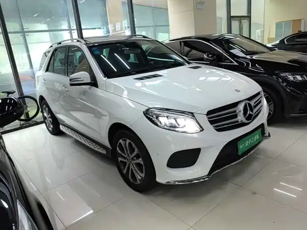 Mercedes-Benz GLE 2017