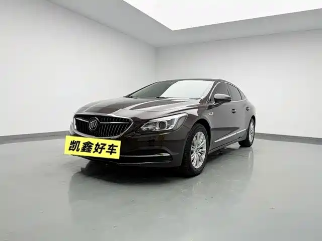 Buick LaCrosse 2018 — фото 1