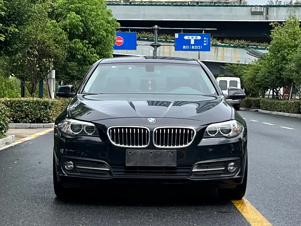 BMW 5 Series 2016