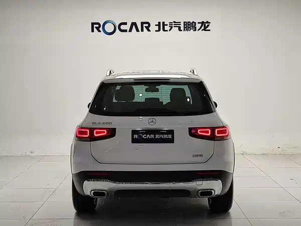 Mercedes-Benz GLB 2023