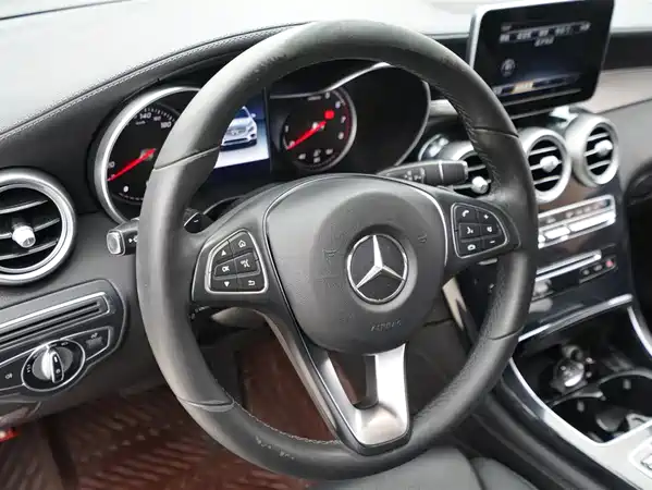 Mercedes-Benz GLC 2017
