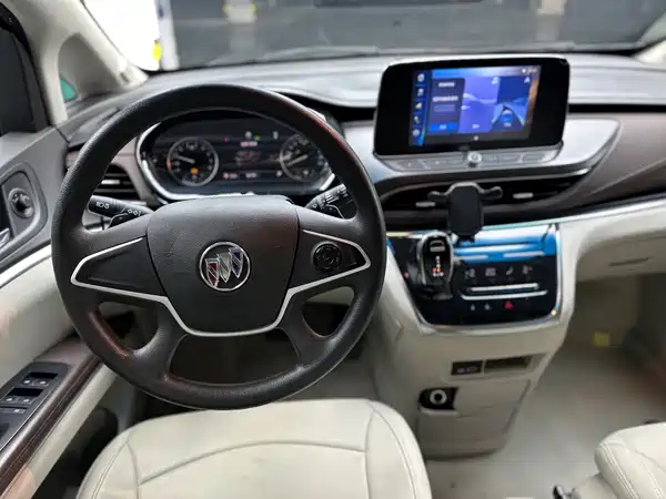 Buick GL8 2023