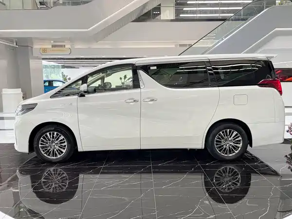 Toyota Alphard 2020