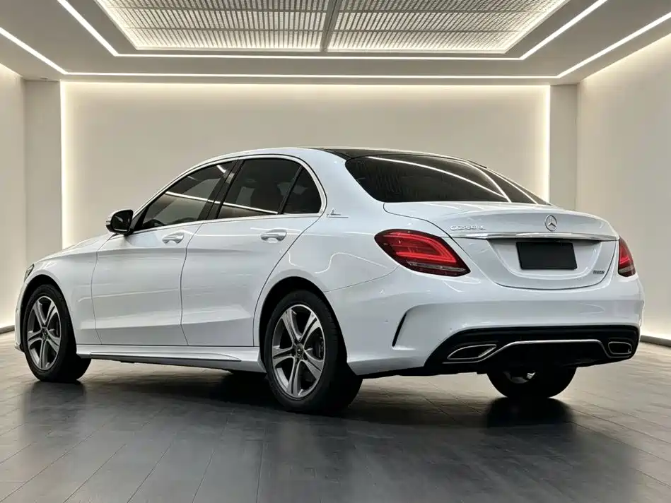 Mercedes-Benz C-Class 2020 — фото 9