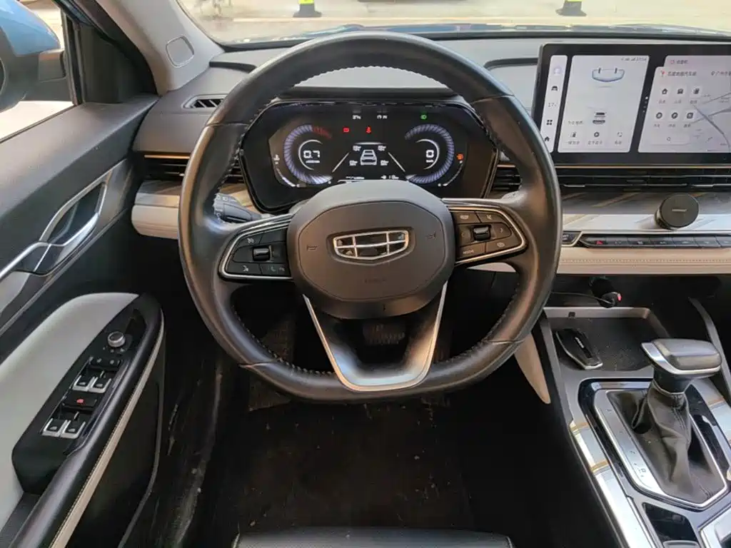 Geely Emgrand L 2022 — фото 11