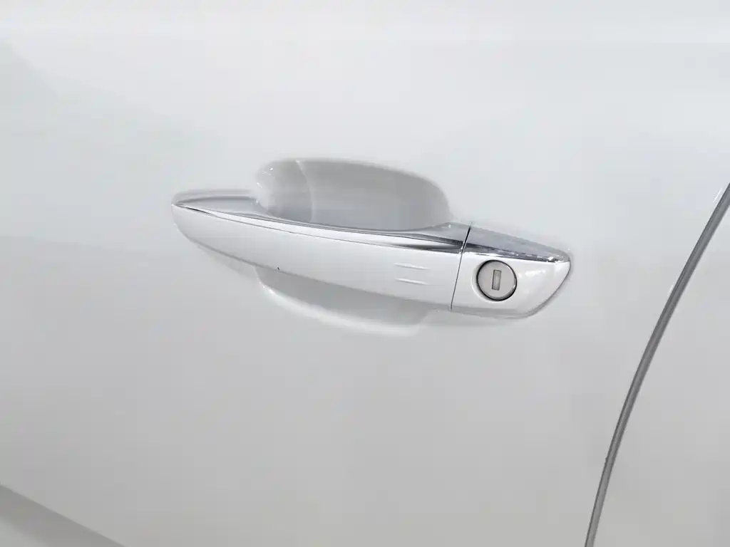 Citroën C6 2018 — фото 18