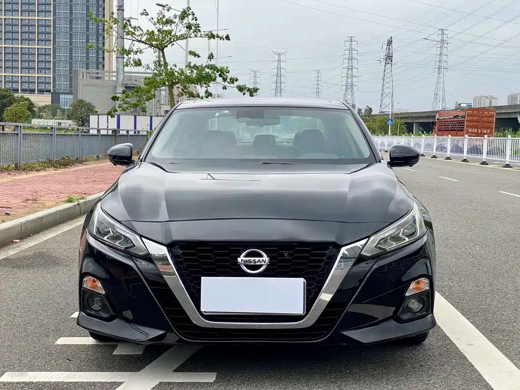 Nissan Teana 2021