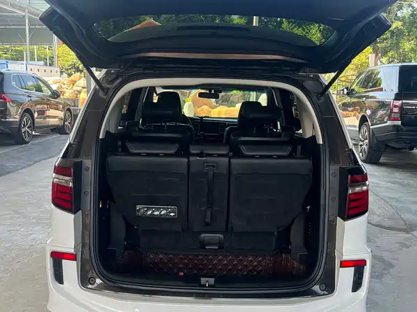 Honda Elysion 2018