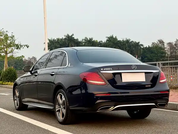 Mercedes-Benz E-Class 2017