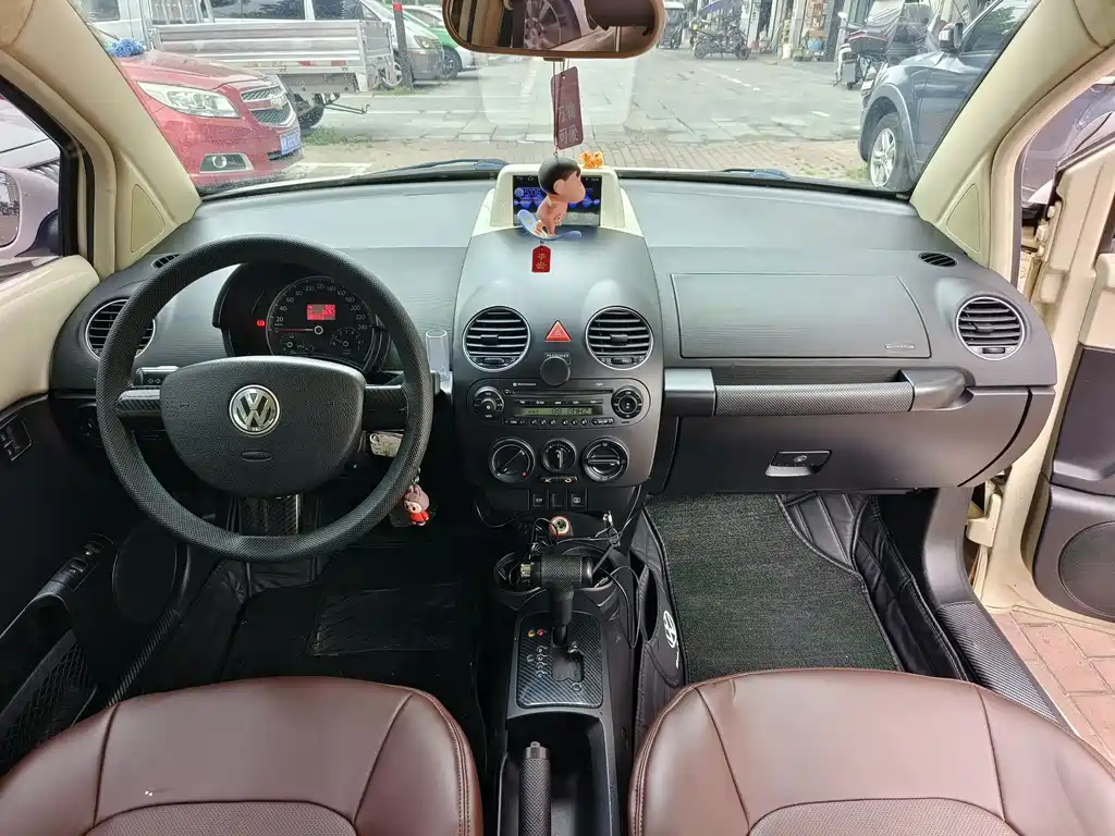 Volkswagen Beetle 2010