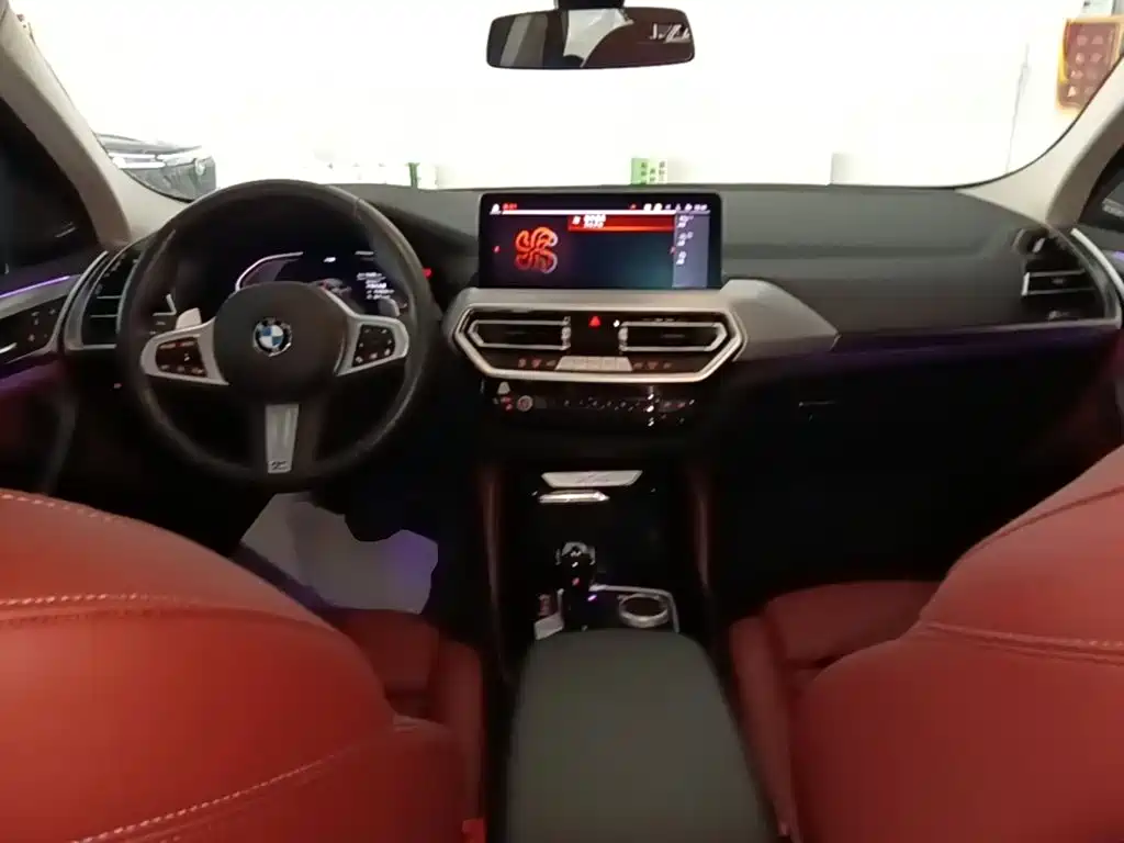 BMW X4 2025 — фото 10