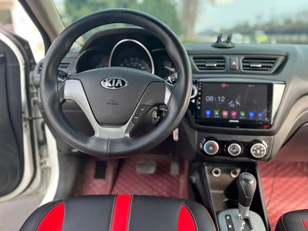 Kia K2 2016 — фото 12