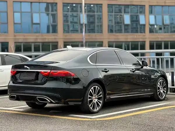 Jaguar XFL 2023