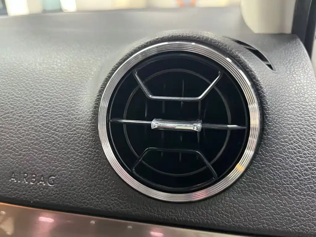 Volkswagen Jetta 2017 — фото 29