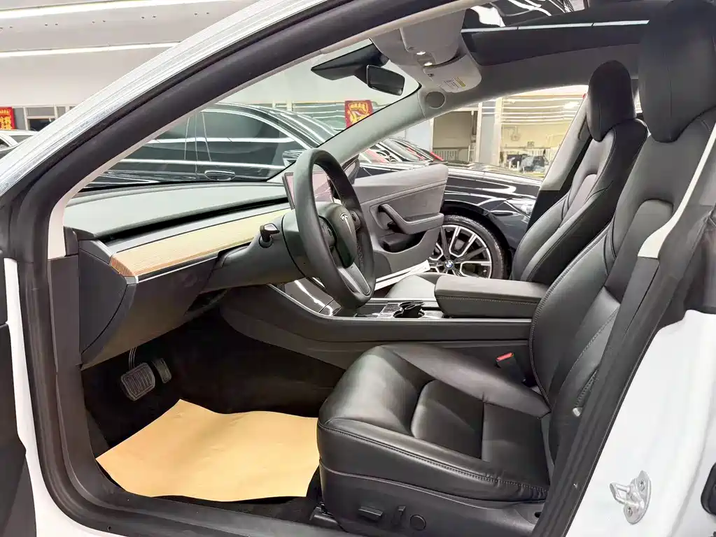 Tesla Model 3 2020 — фото 7