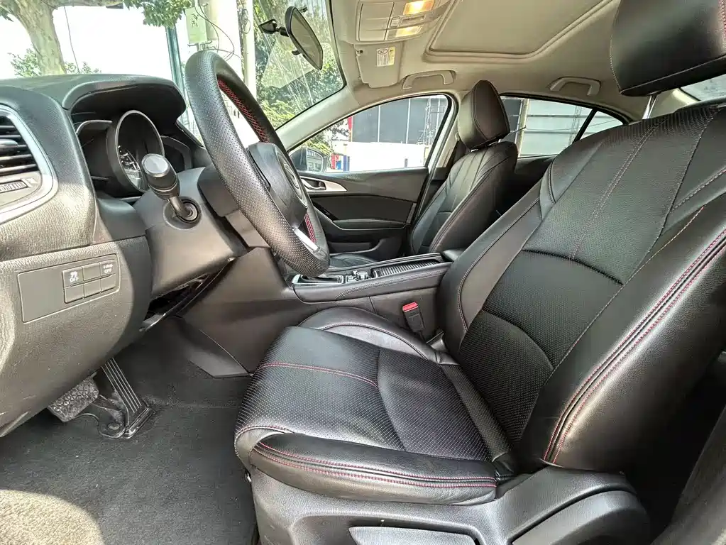 Mazda 3 Axela 2019