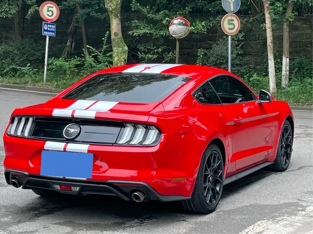 Ford Mustang 2019 — фото 4