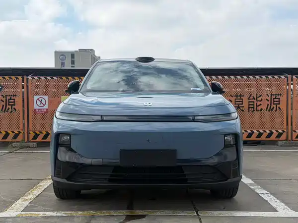 Leapmotor B10 2025