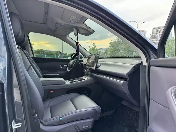 Leapmotor C16 2025