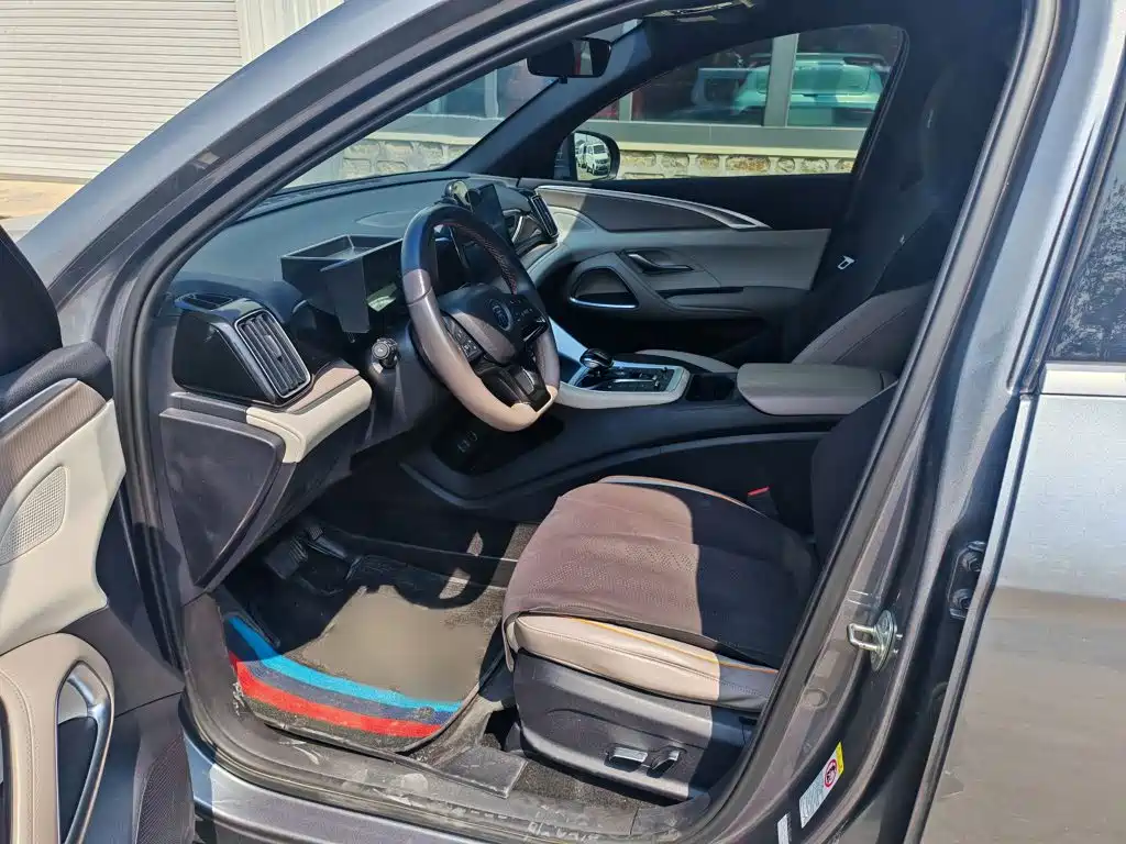 BYD Song Pro New Energy 2023 — фото 13