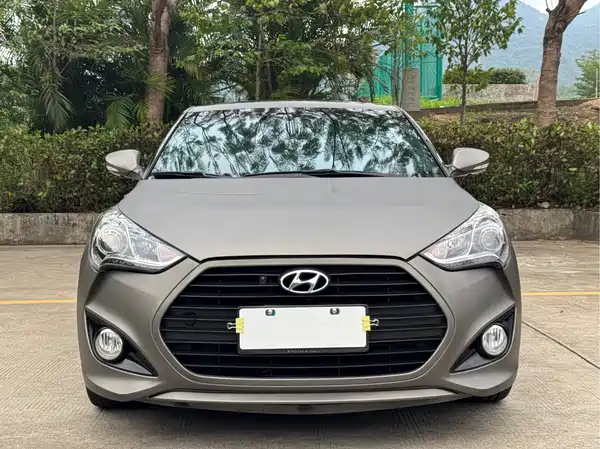 Hyundai Veloster 2015