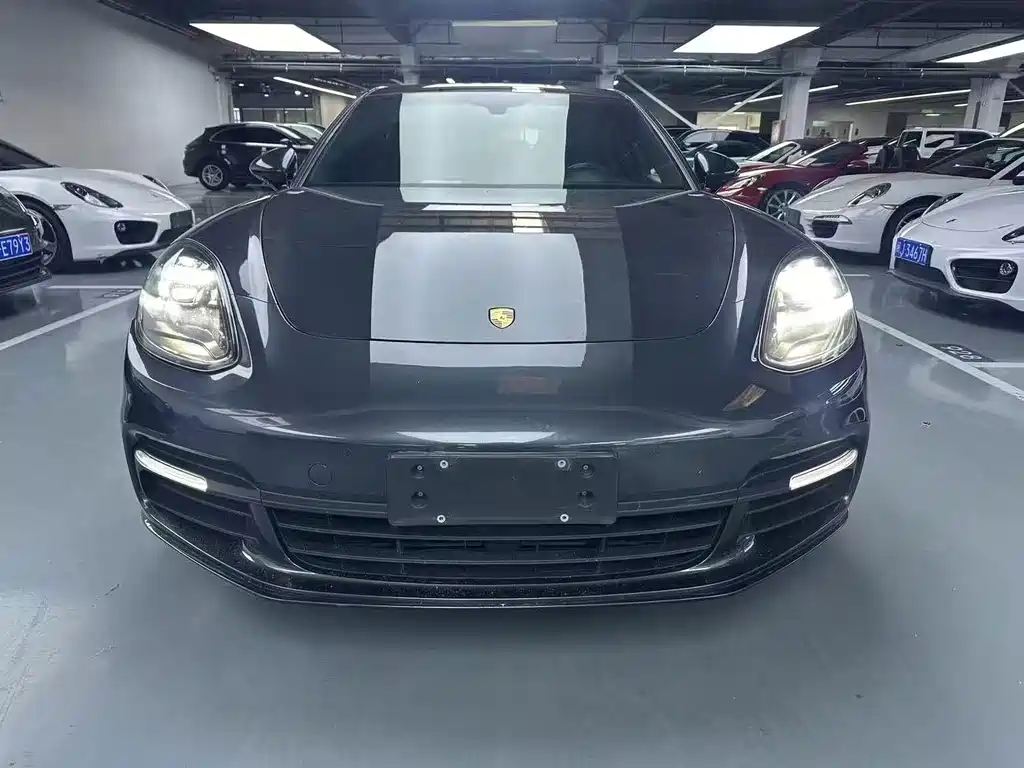 Porsche Panamera 2018 — фото 2