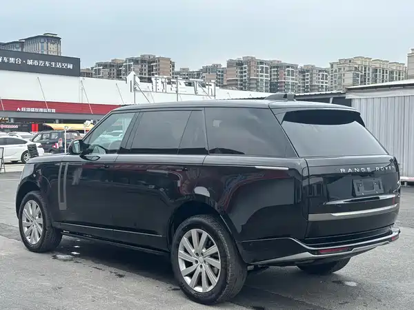 Land Rover Range Rover 2024