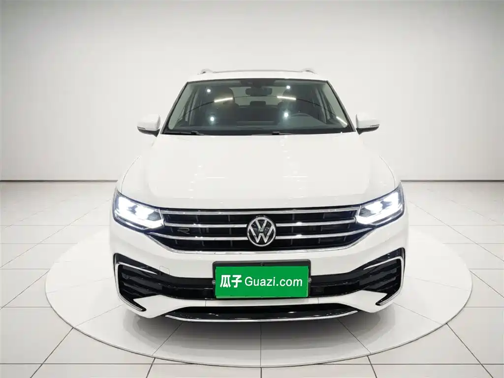 Volkswagen Tiguan L 2022 — фото 3