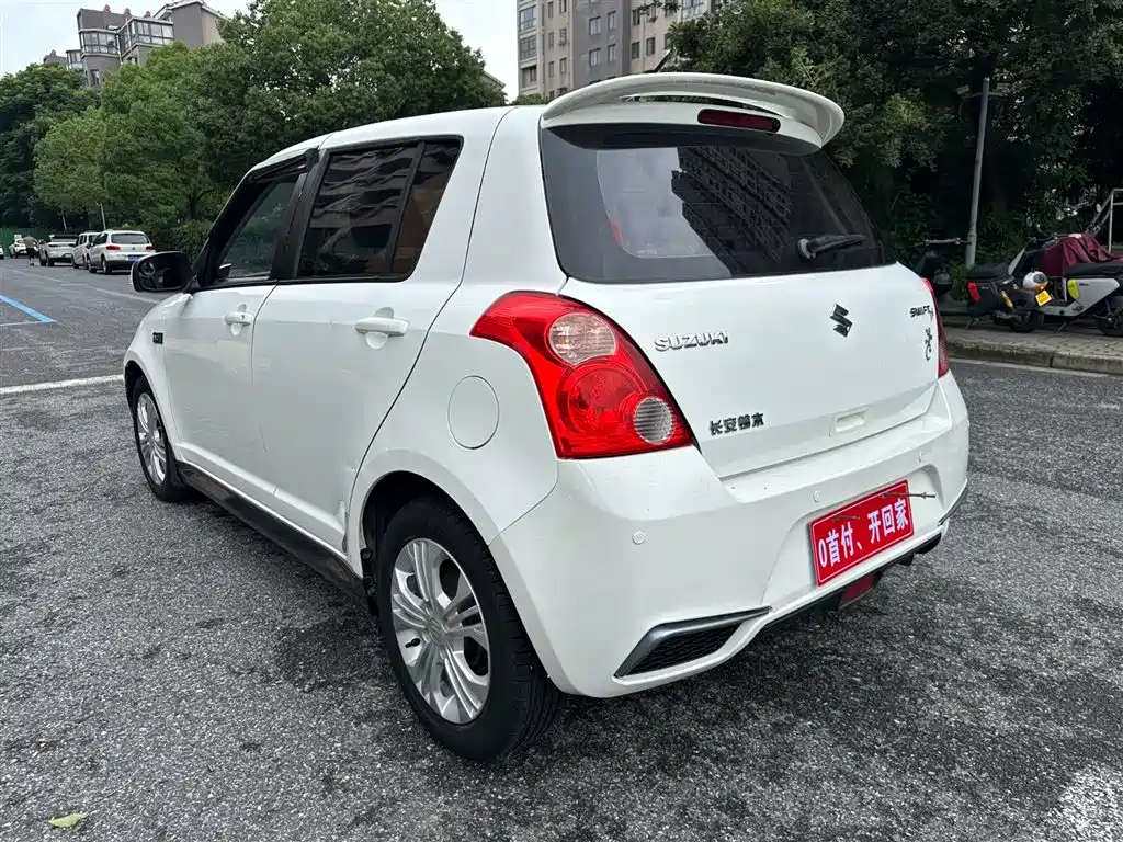 Suzuki Swift 2013