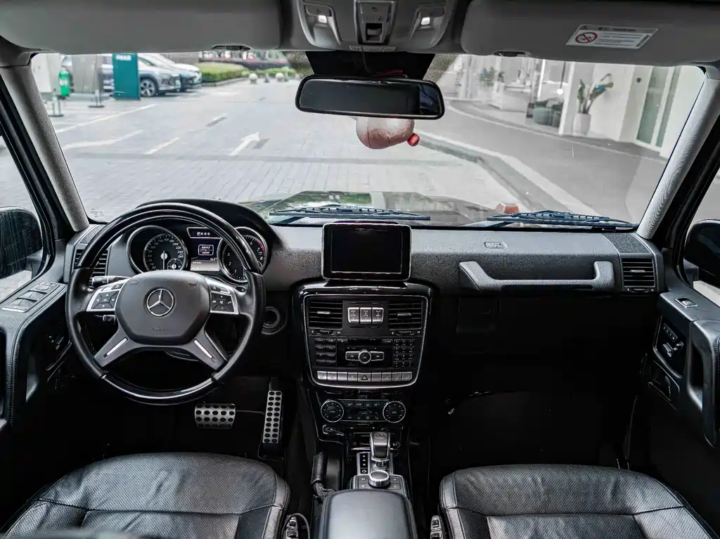 Mercedes-Benz G-Class 2015 — фото 17