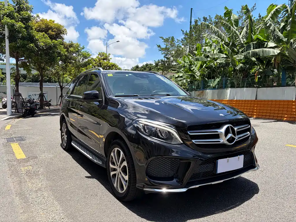 Mercedes-Benz GLE 2016