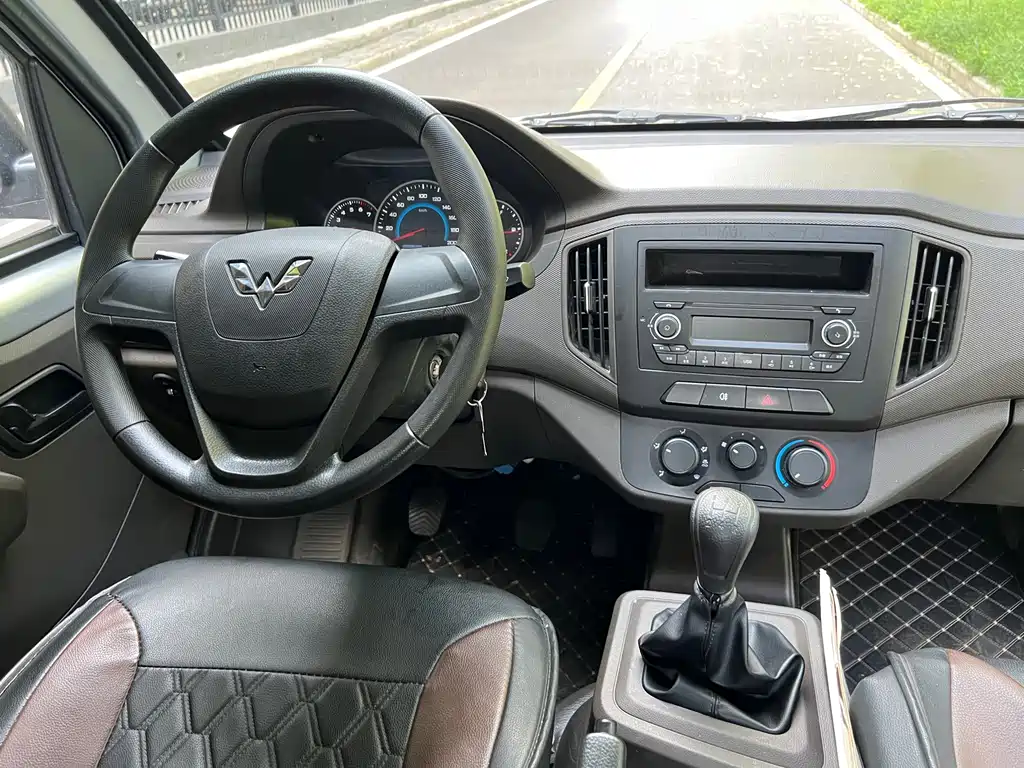 Wuling Rongguang New Card 2025 — фото 10