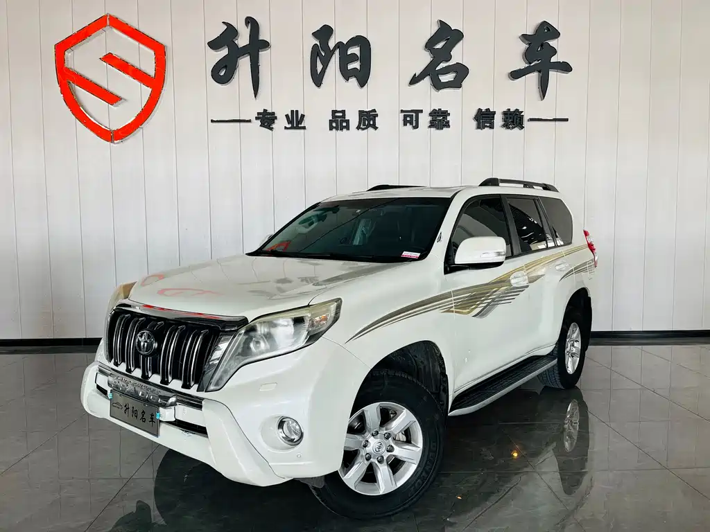Toyota Prado 2016 — фото 1