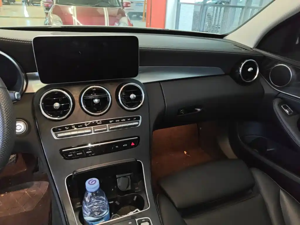 Mercedes-Benz C-Class 2020 — фото 13