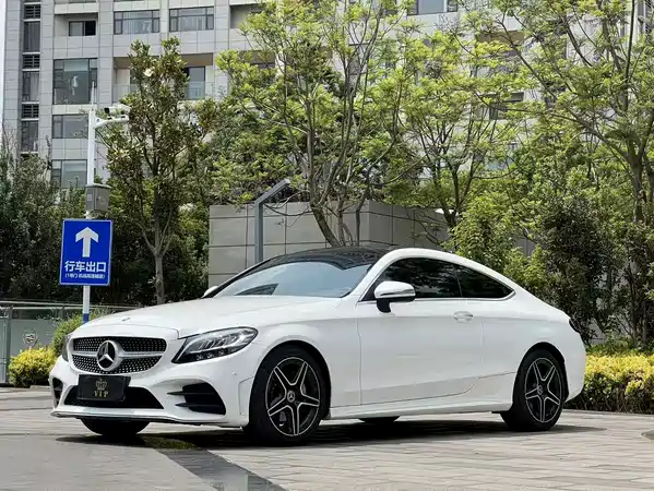 Mercedes-Benz C-Class 2019
