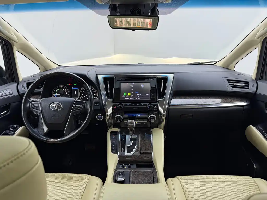 Toyota Vellfire 2020 — фото 6