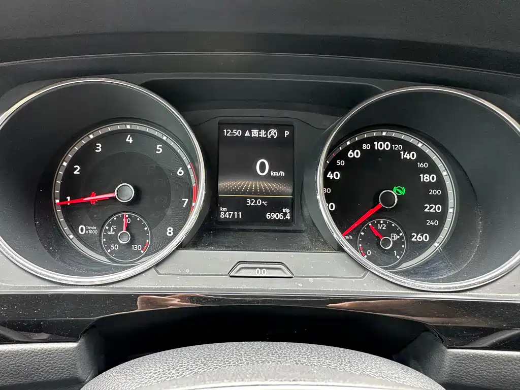 Volkswagen Tiguan L 2018 — фото 9