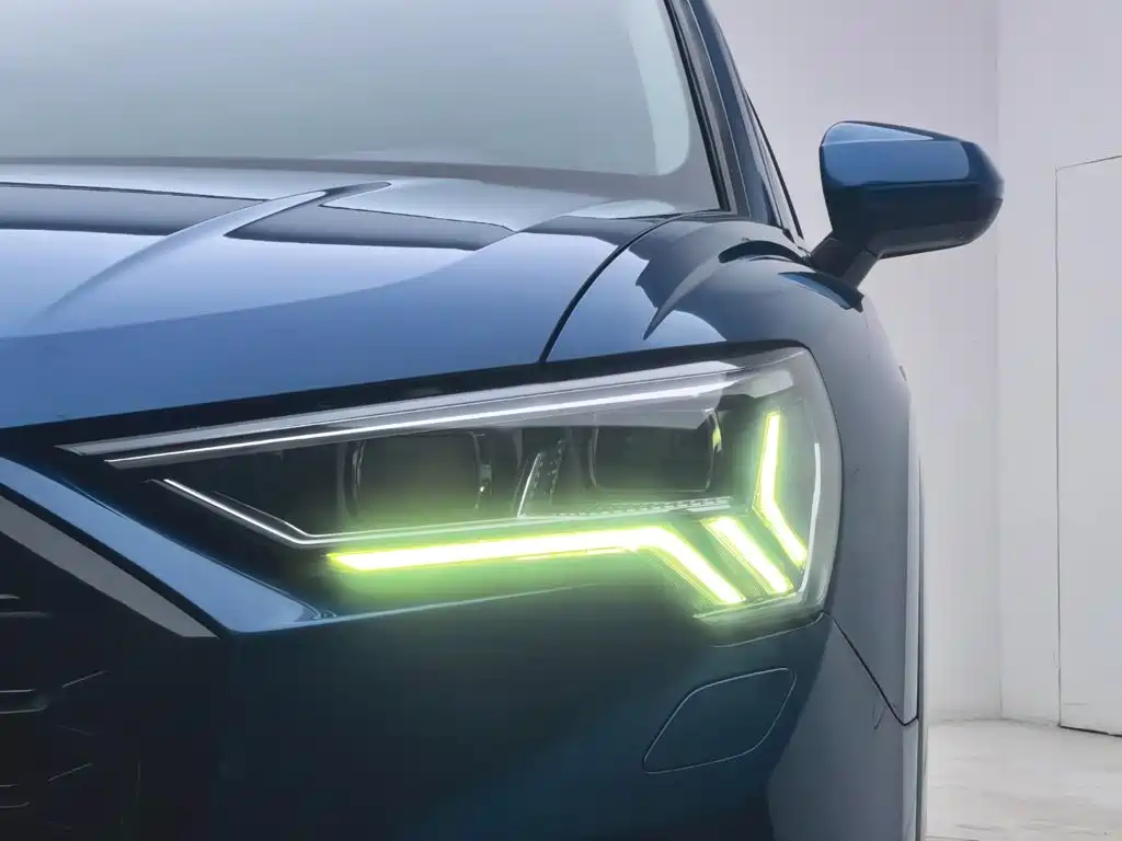 Audi Q3 Sportback 2020 — фото 28