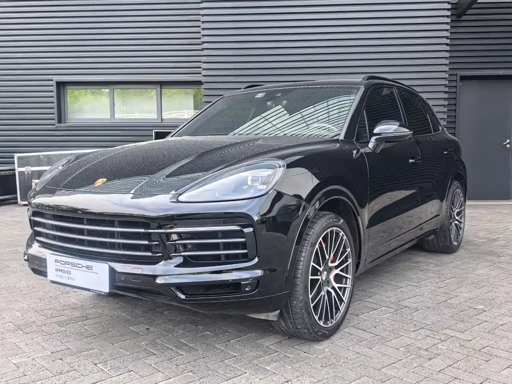 Porsche Cayenne 2019 — фото 1
