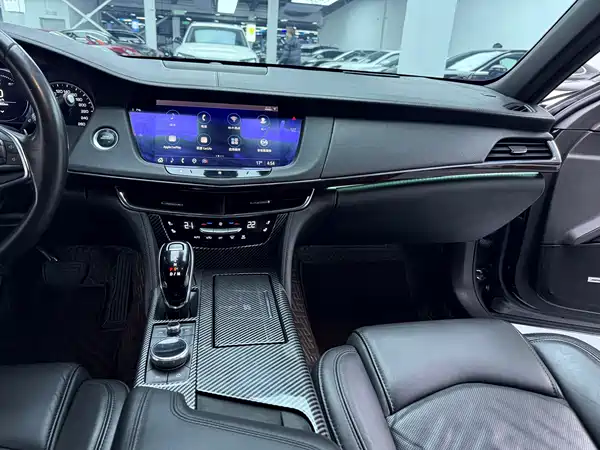 Cadillac CT6 2021