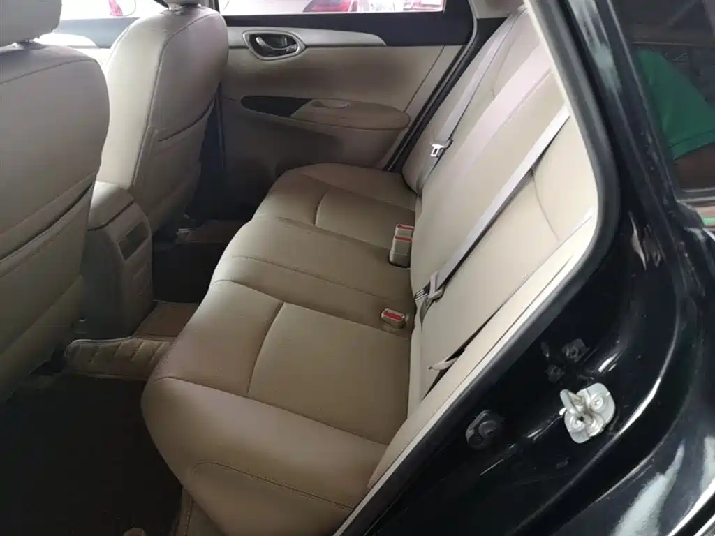 Nissan Sylphy 2018 — фото 17