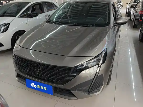 Peugeot 408 2023