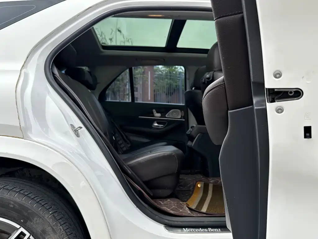 Mercedes-Benz GLE 2020 — фото 14