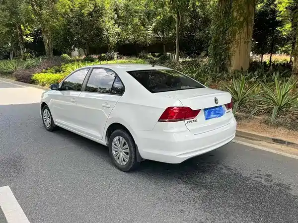 Volkswagen Santana 2016