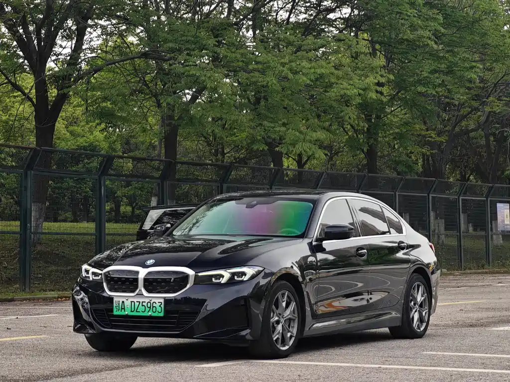 BMW i3 2023