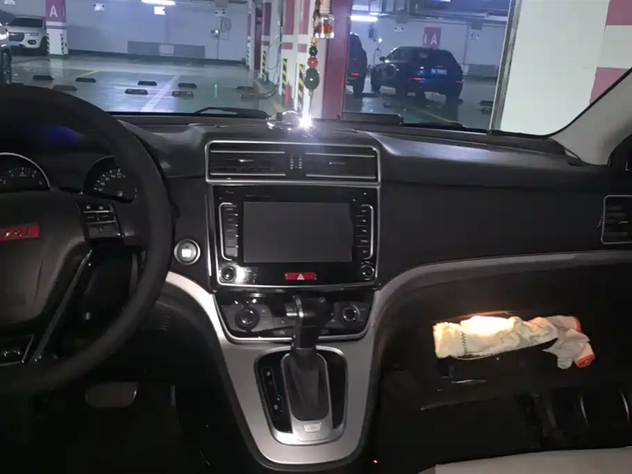 Haval H6 2015 — фото 13