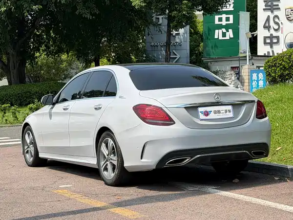 Mercedes-Benz C-Class 2019