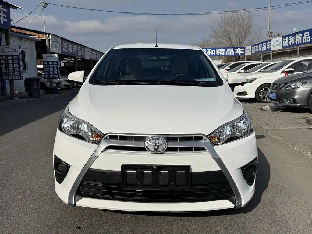 Toyota Yaris L 2016 — фото 2